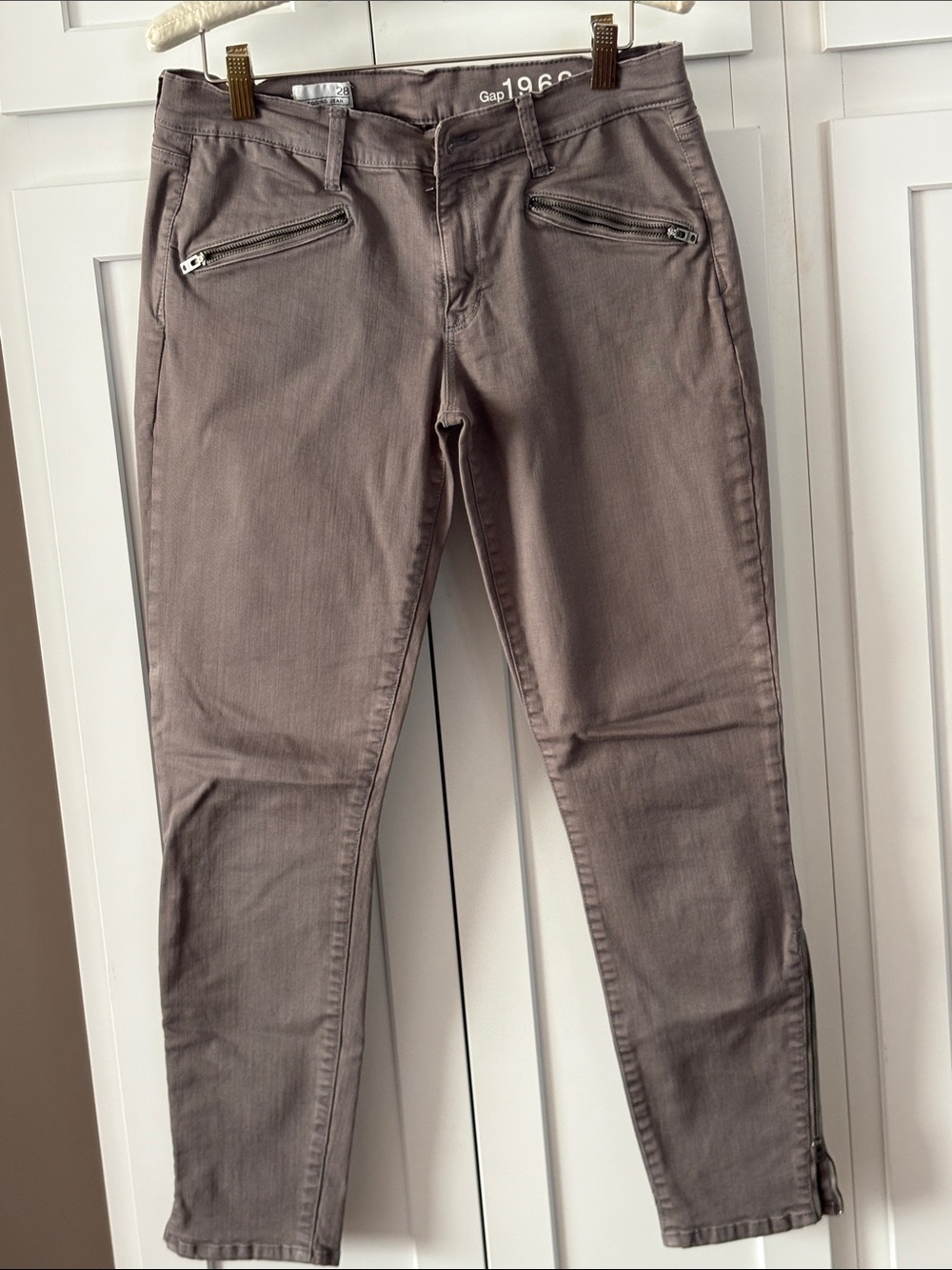 GAP Women's Taupe Skinny Jeans with Zip Pockets